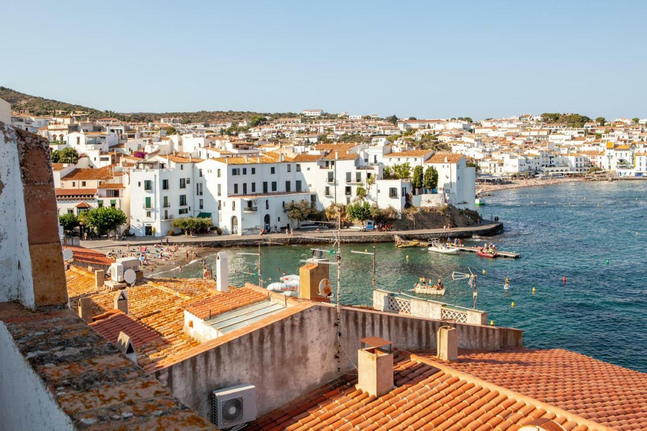 Akira Flats Llané Cadaqués